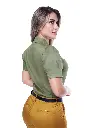 blusa de mujer-antonella-verde olivo-large-tela cotton camisero-pantalon de vestir-amelia-mostaza.webp
