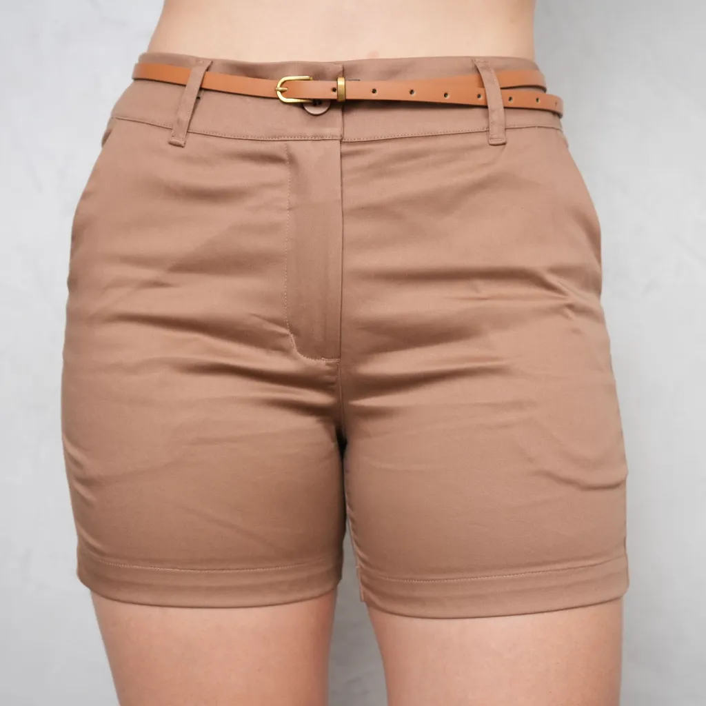 short de vestir para mujer-anastasia-cocoa-30-drill semi strech-top-ninna-lacre.webp
